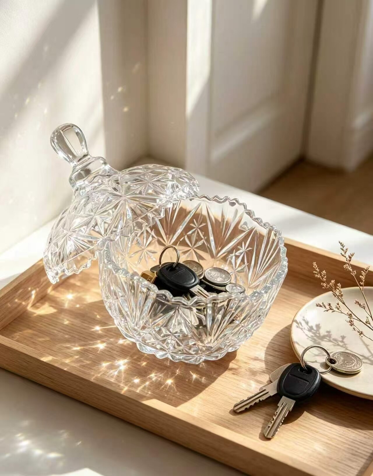 Refracted Starburst Glass Storage Jar 4