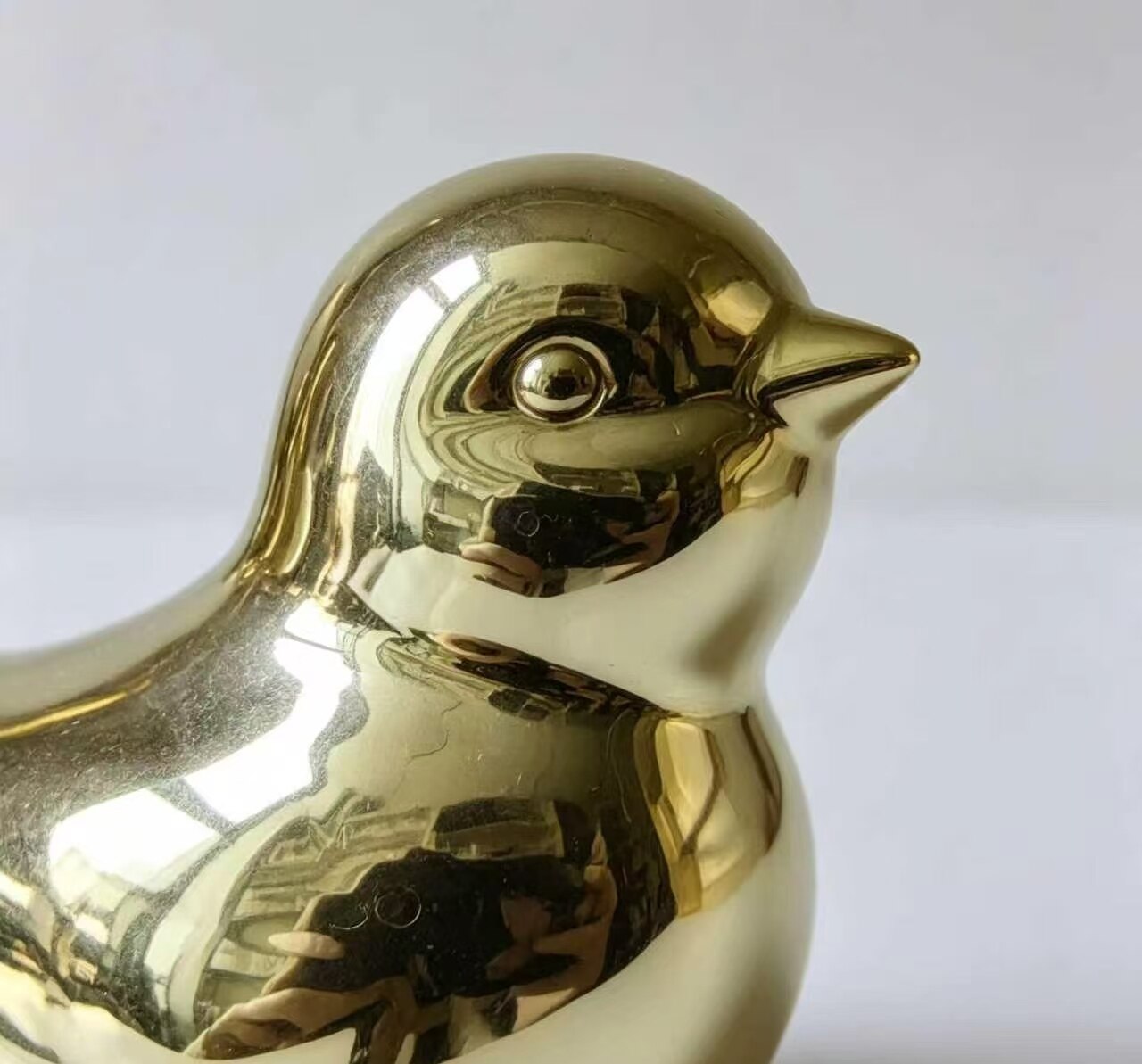 Golden Round Sparrow Desktop Ornament 5