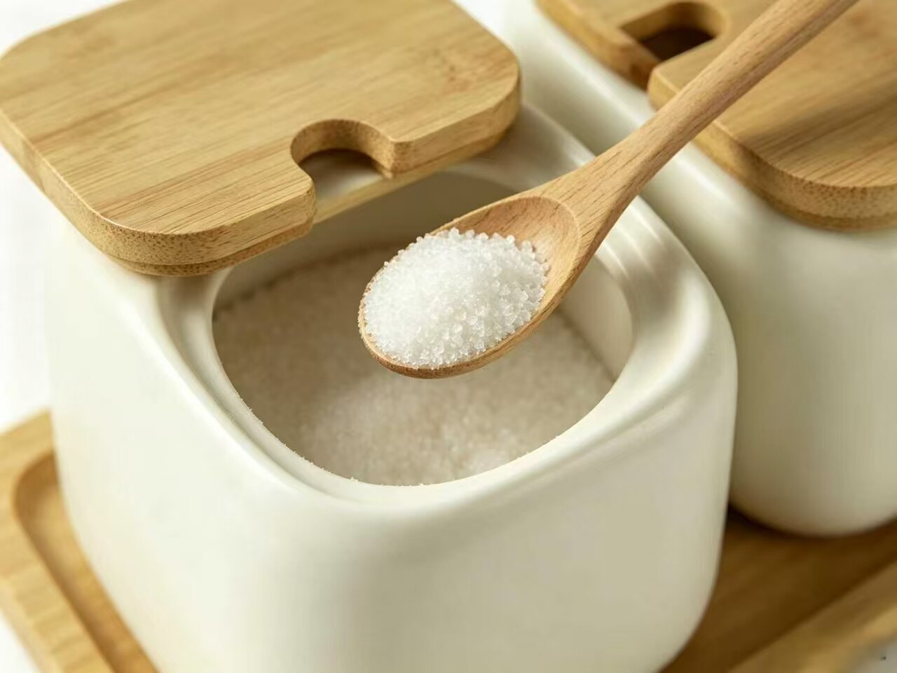 Three-Compartment Square Lid Spice Jar Set 2