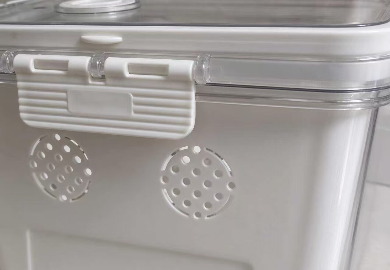 White Frame Snap-on Lid Storage Box 5