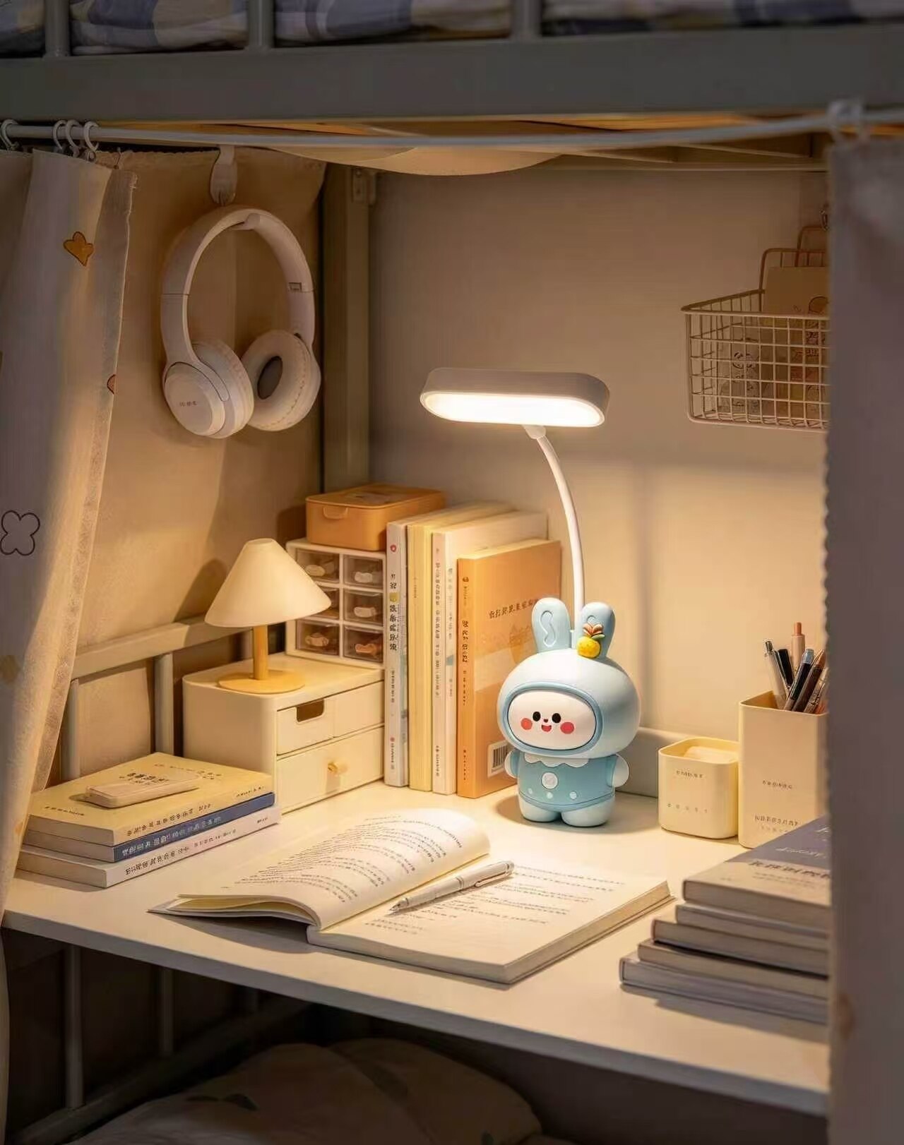 Phantom Blue Space Rabbit Reading Lamp 2