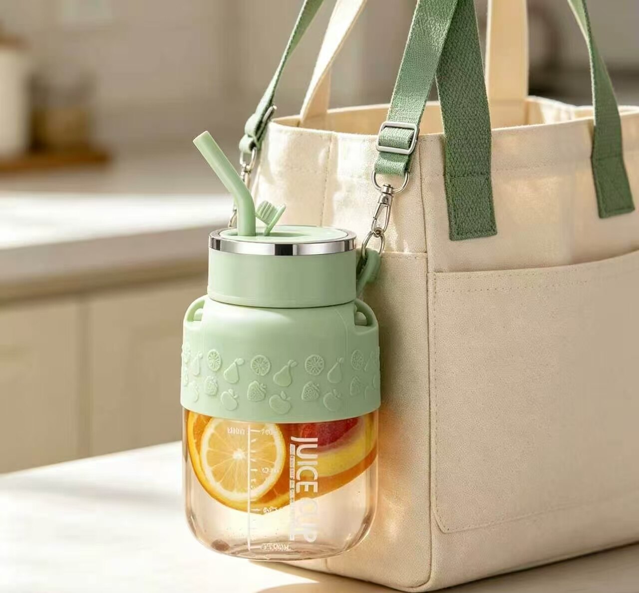 Fresh-Pressed Green Juice Cup 3