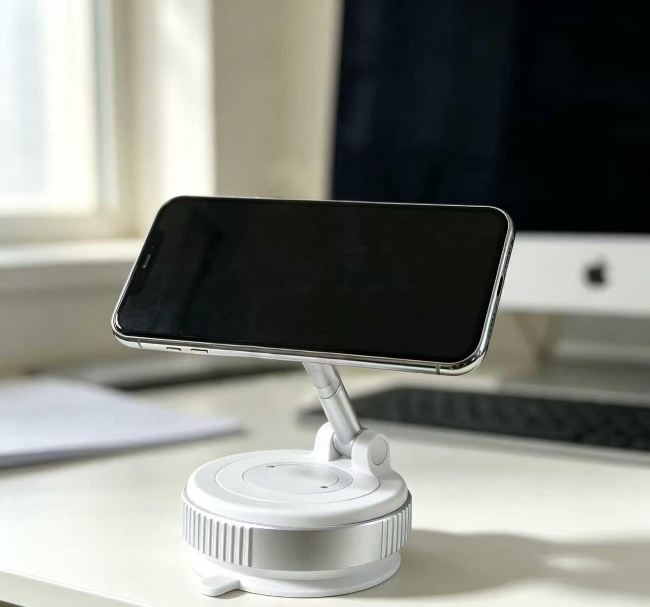 White Ring Desktop Phone Stand 4