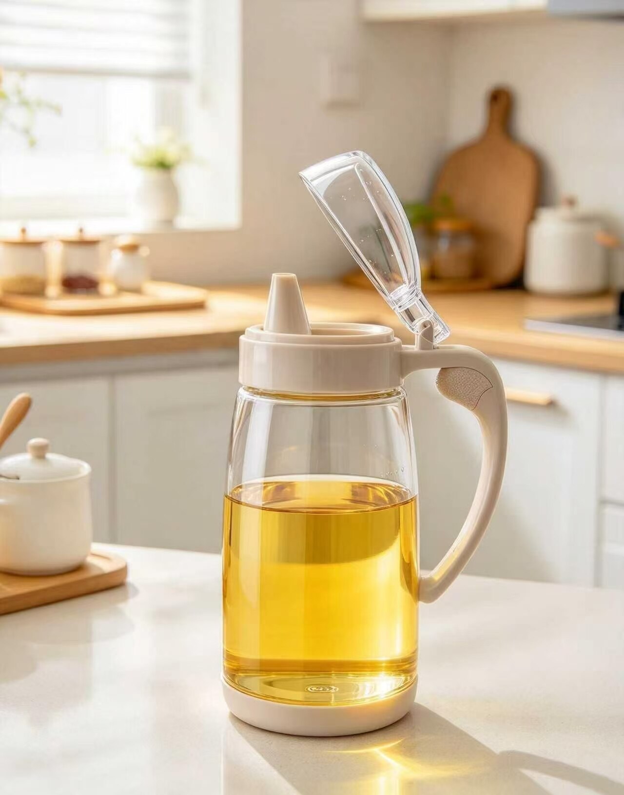 Simple Flip-Top Oil Dispenser 3