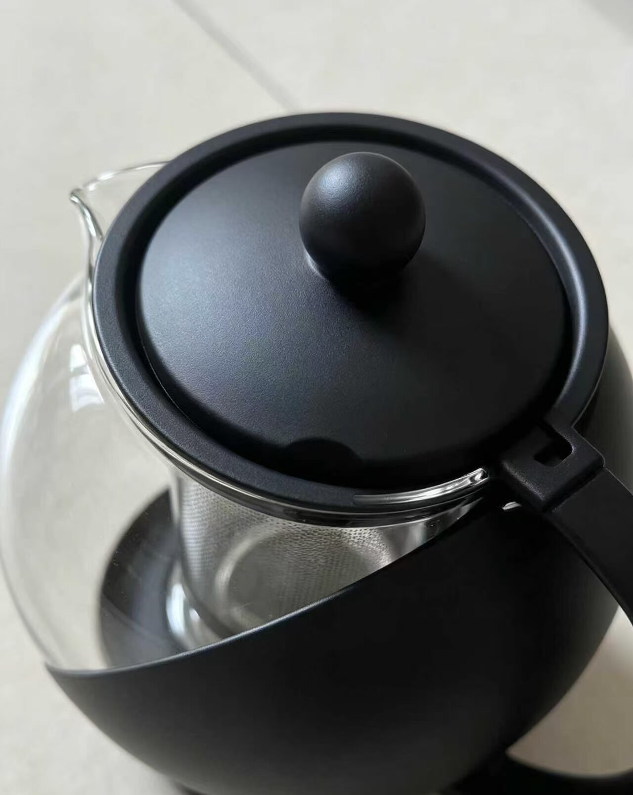 Black Top Crystal-Filter Teapot 5
