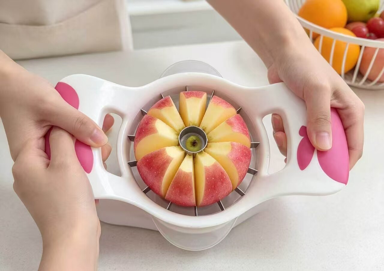 Pink Wing Effortless Apple Slicer 2