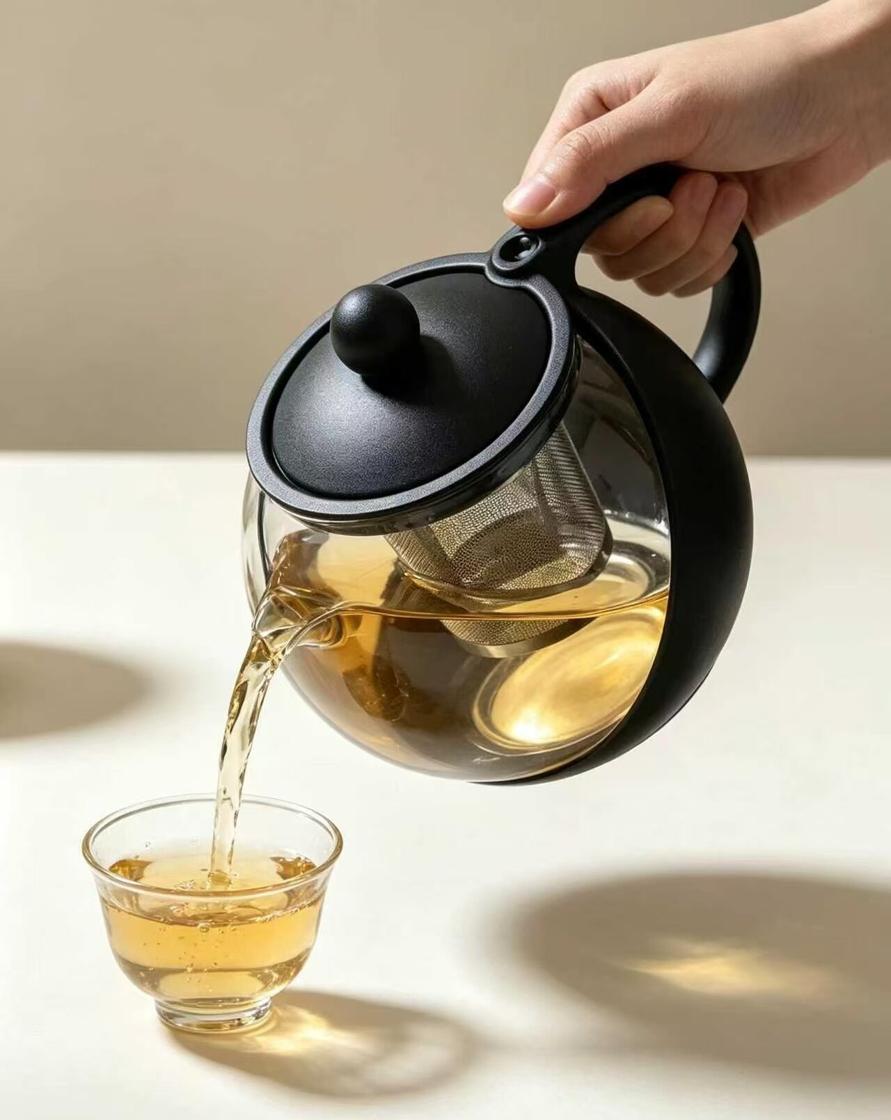 Black-topped Crystal-clear Internal-filter Teapot 3