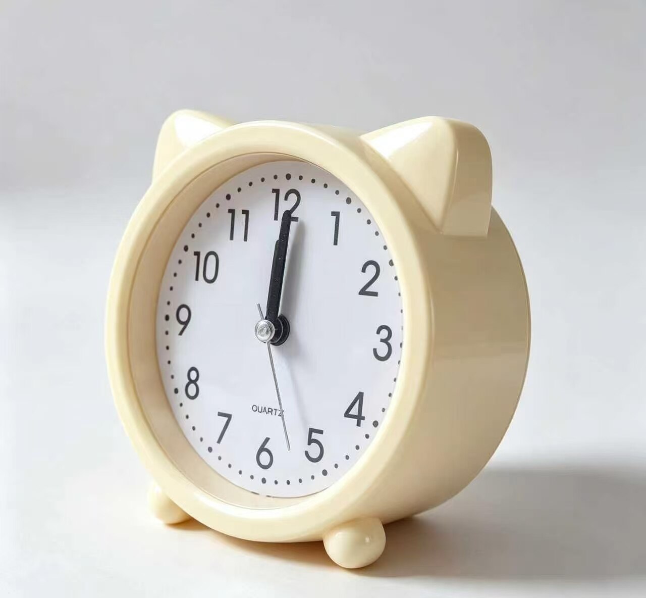 Creamy Cat Ear Silent Clock 4