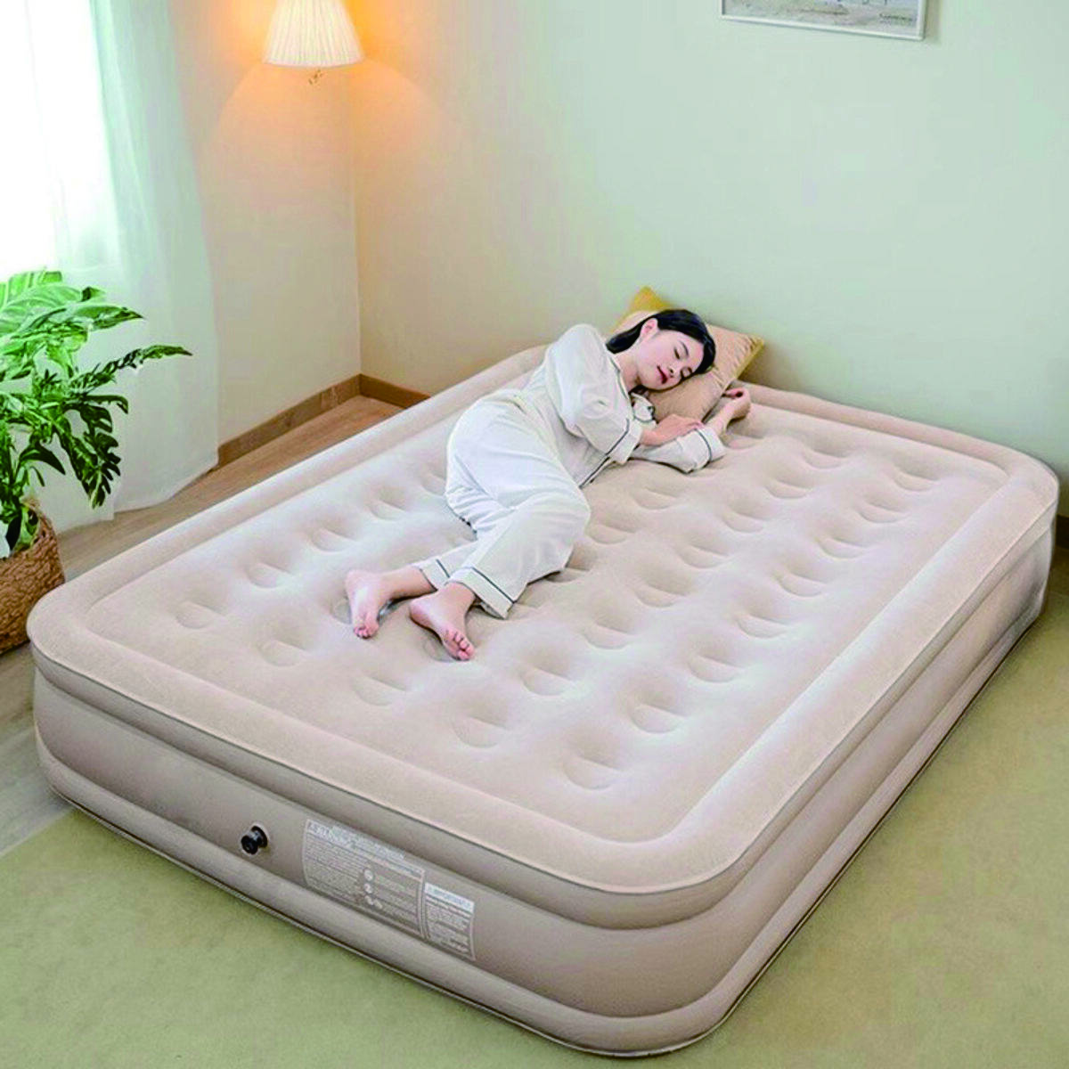 Inflatable Bed 2