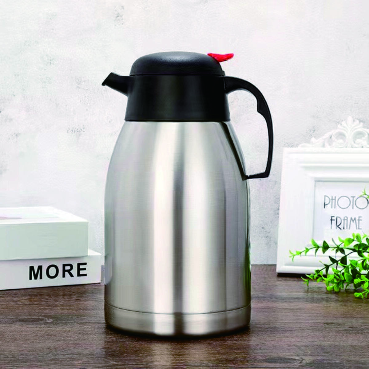 Stainless Steel Large Capacity Double-Wall Vacuum Insulated Water Bottle 5