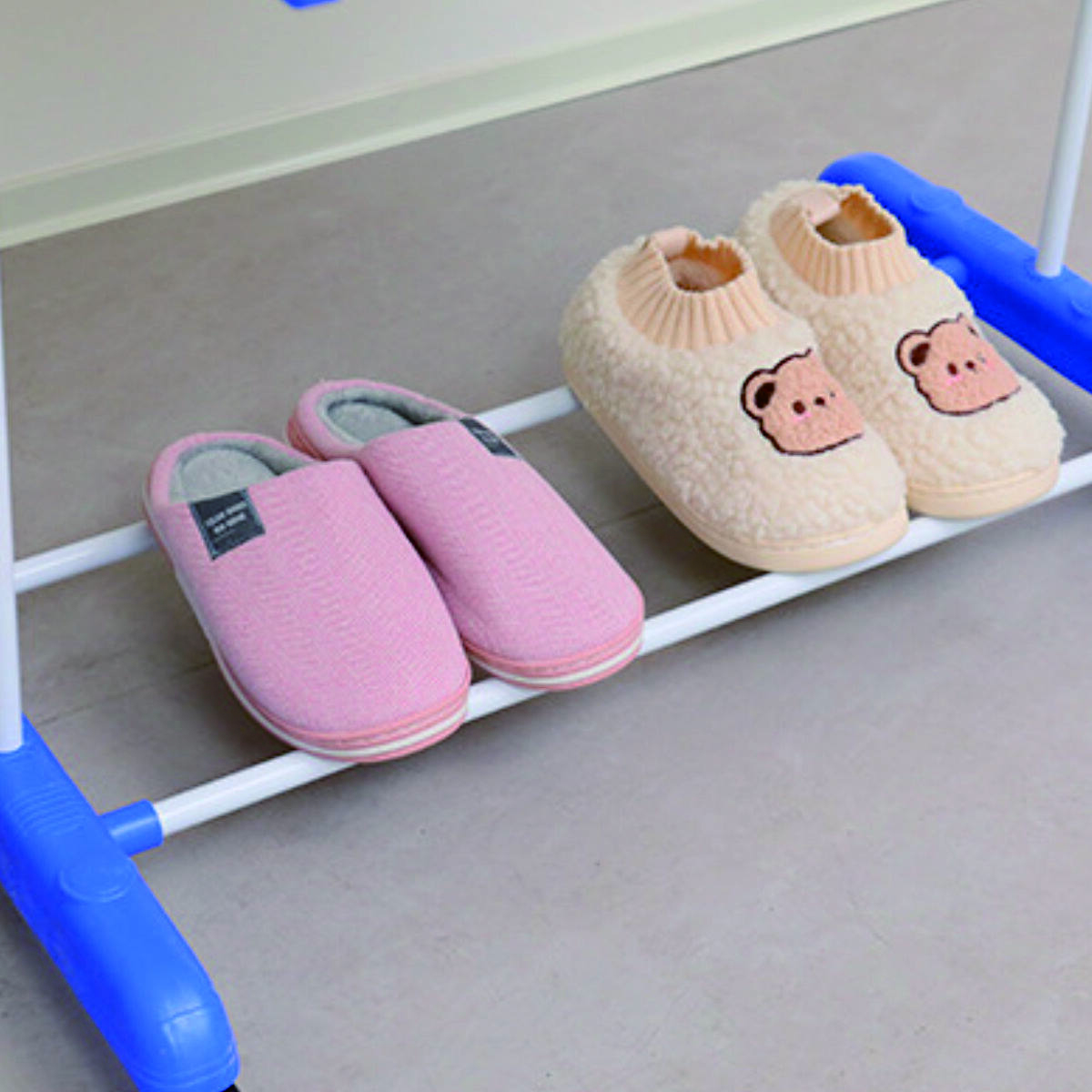 Double-bar clothes rack 4