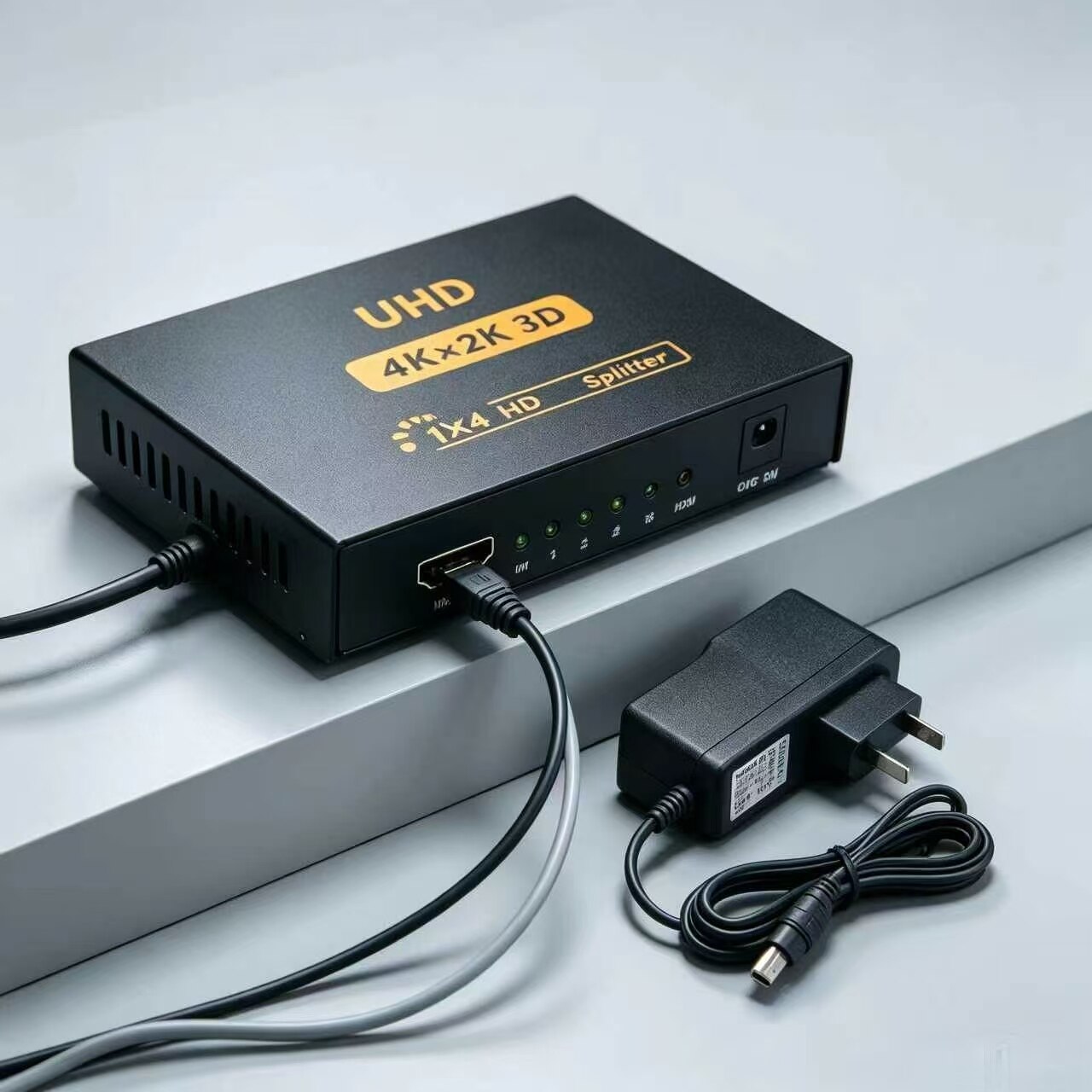 HD 1x4 Distributor 3