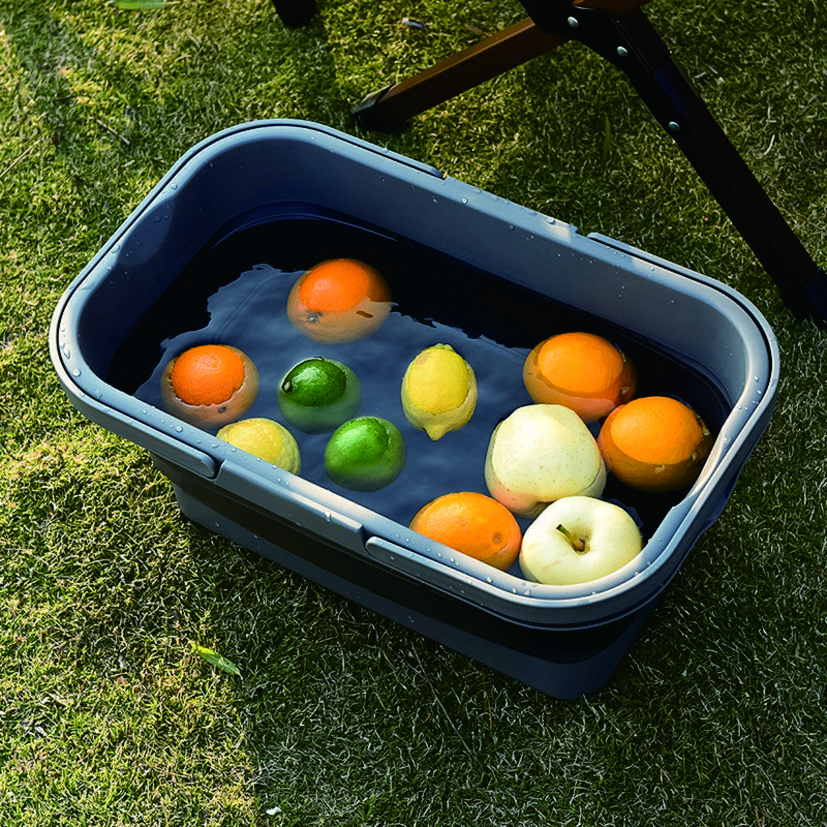 Outdoor Picnic Basket 2