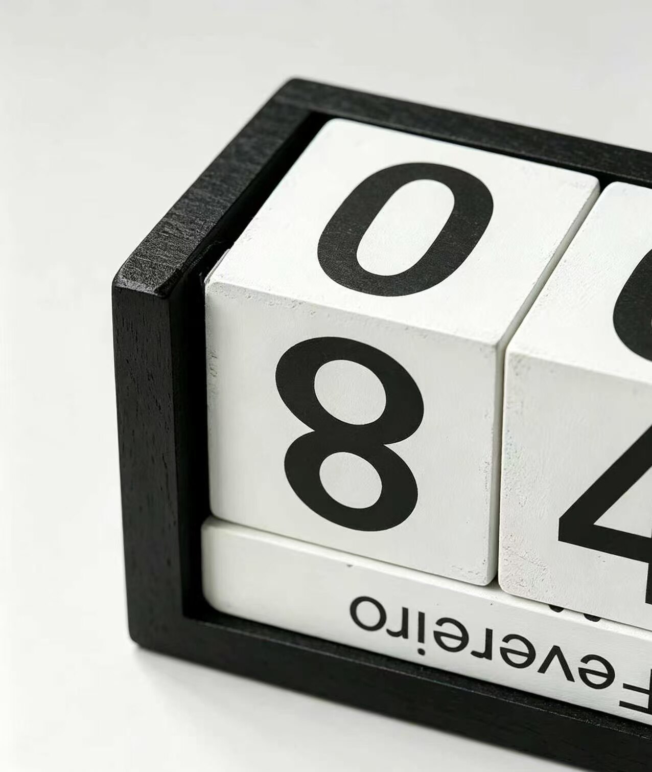 Black and White Block Wood: 5