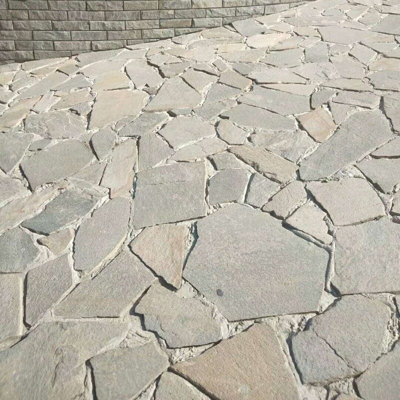 碎片石材地面