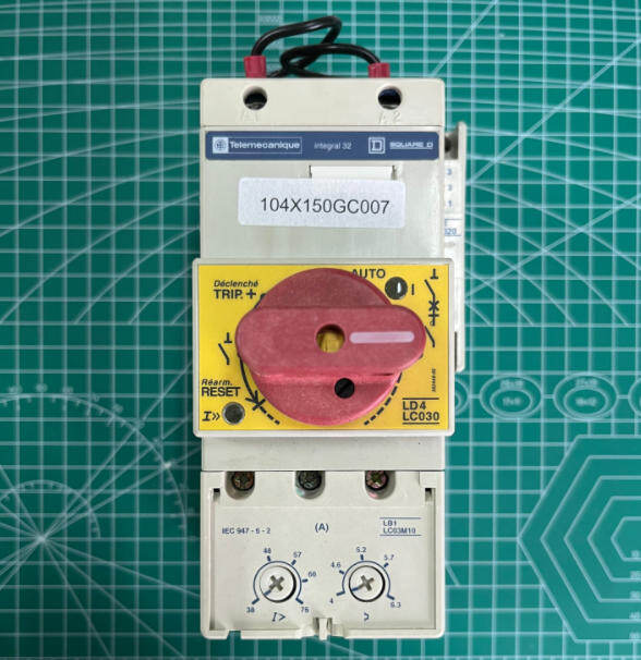 GE PN 104X150GC007 Contactor