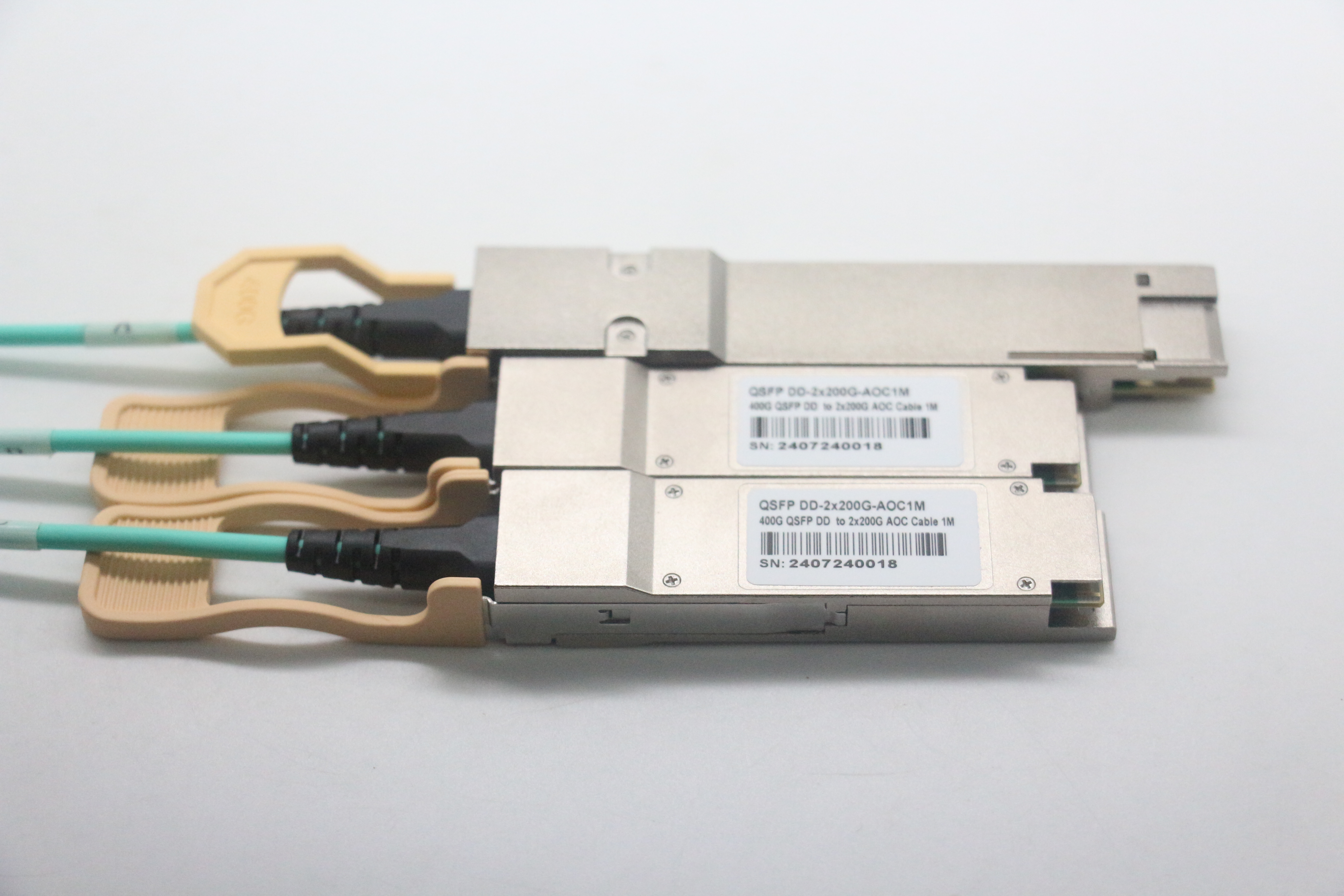 400G QSFD to QSFP AOC Cable thumbnail 2