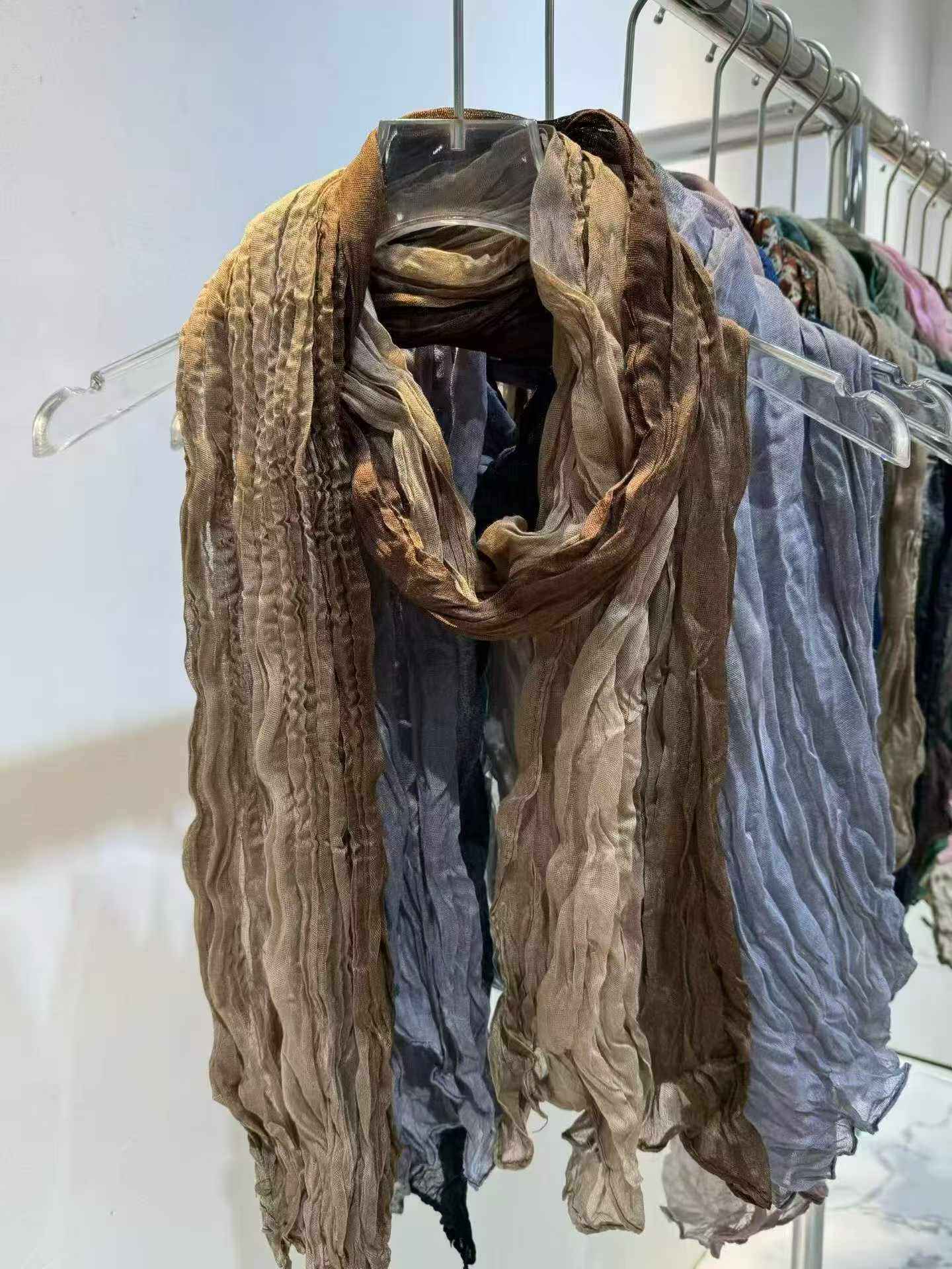 Brown Gradient Crinkle Scarf