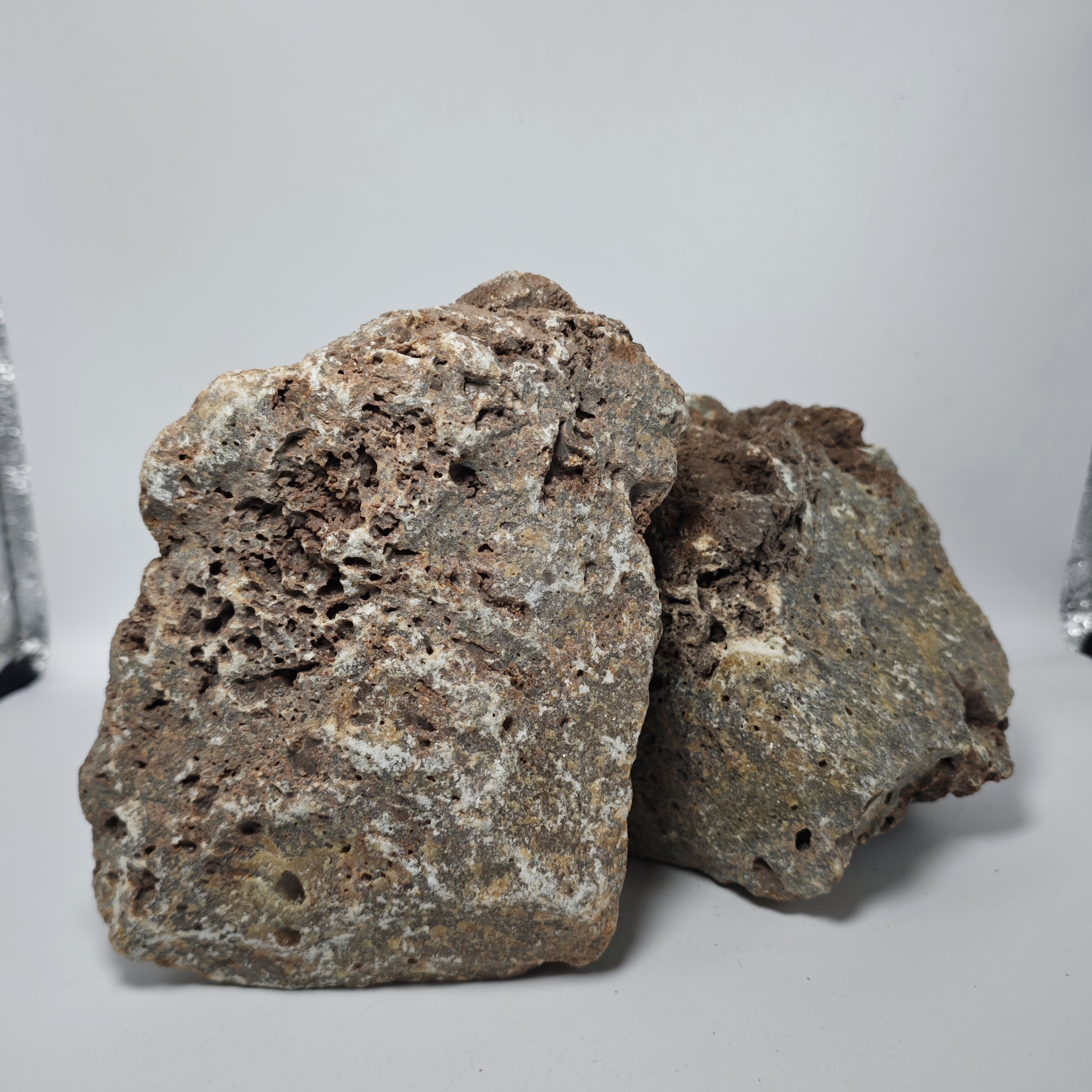 Ultra-High Purity Electro-Fused Magnesia (MgO≥98%)