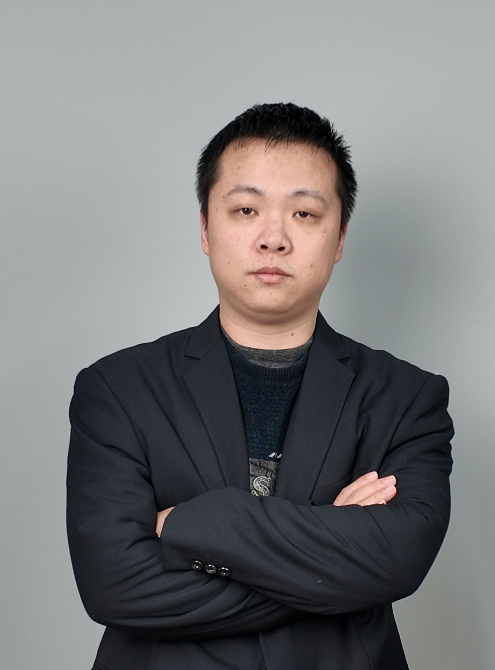Gu Zhouping, Senior Mathematics Teacher at Shanghai Chengcai Comprehensive High School