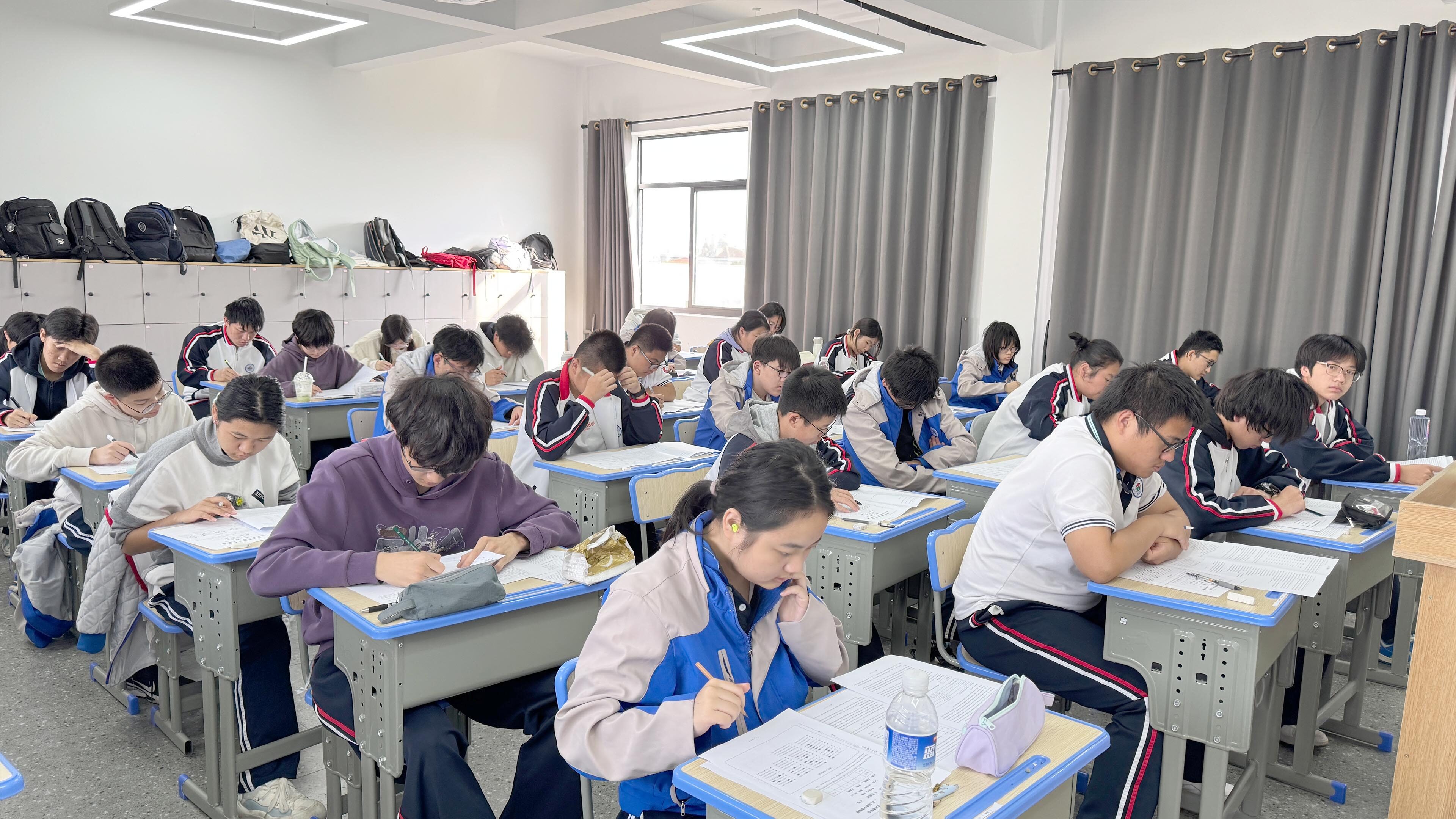 Shanghai Chengcai Comprehensive High School: Introduction to the Pre-Grade 10 Program Types