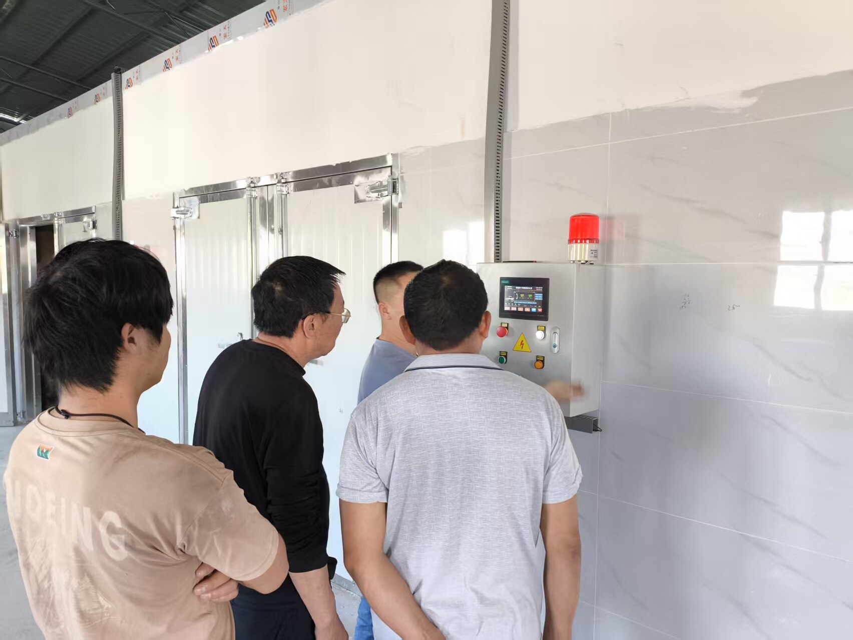 玉溪风干肉食品加工厂落地案例-3套天然气烘干房