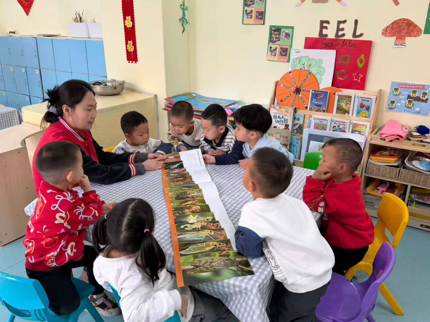 明亮现代化的教室