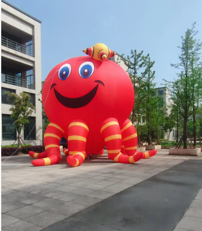 Red Octopus Tethered Balloon – Features a vibrant red octopus design with yellow-striped tentacles. Perfect for ocean-themed events, family amusement parks, and scenic attractions. Lively and fun shape.