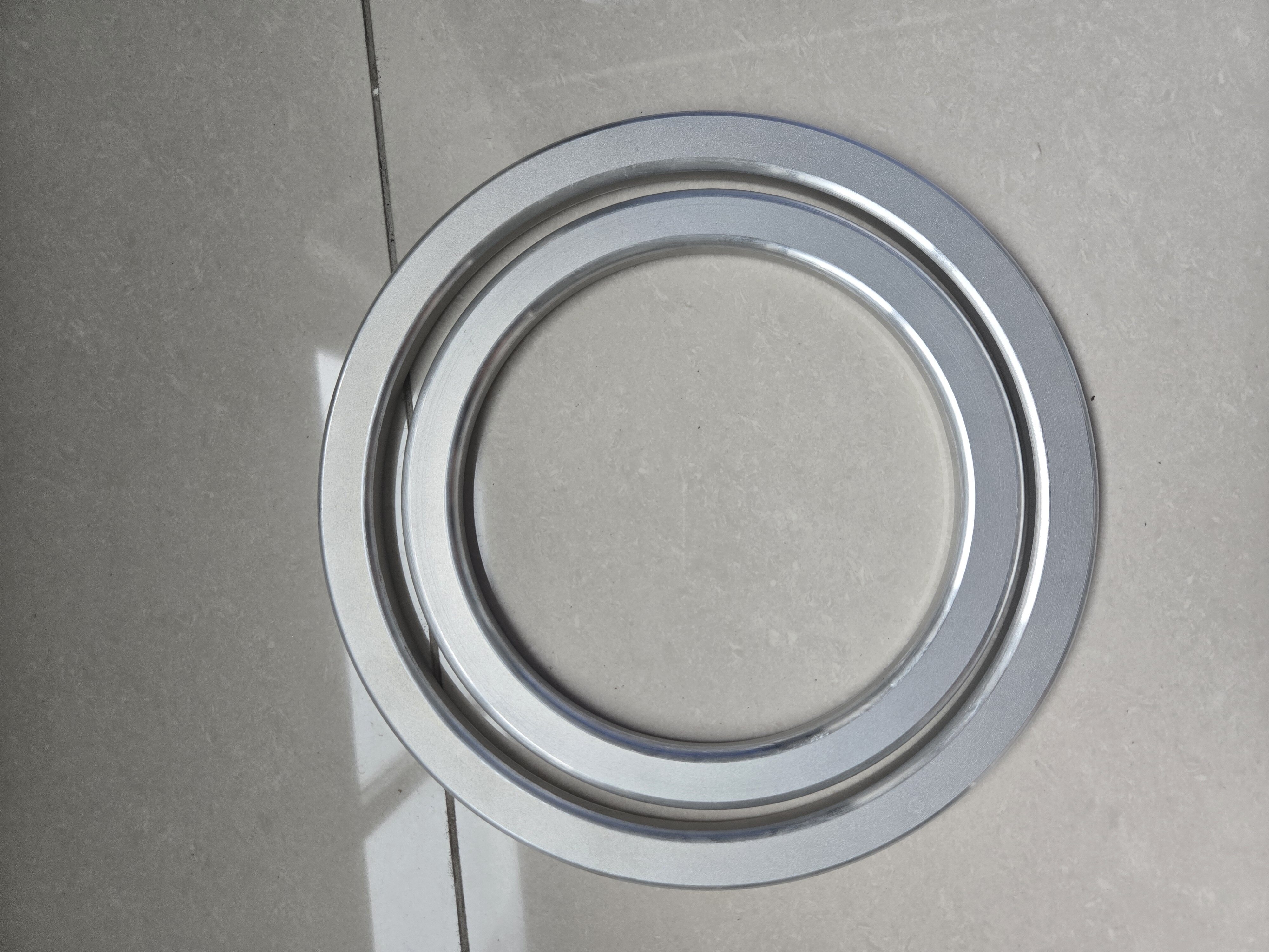 Yiwei Balloons aluminum mounting rings in various sizes for hot air balloon burner and envelope assembly