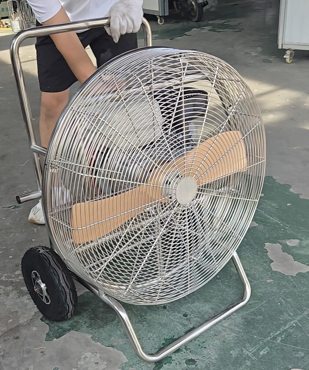 Yiwei Balloons large industrial inflation fan with metal cage and wheels for hot air balloon envelope filling