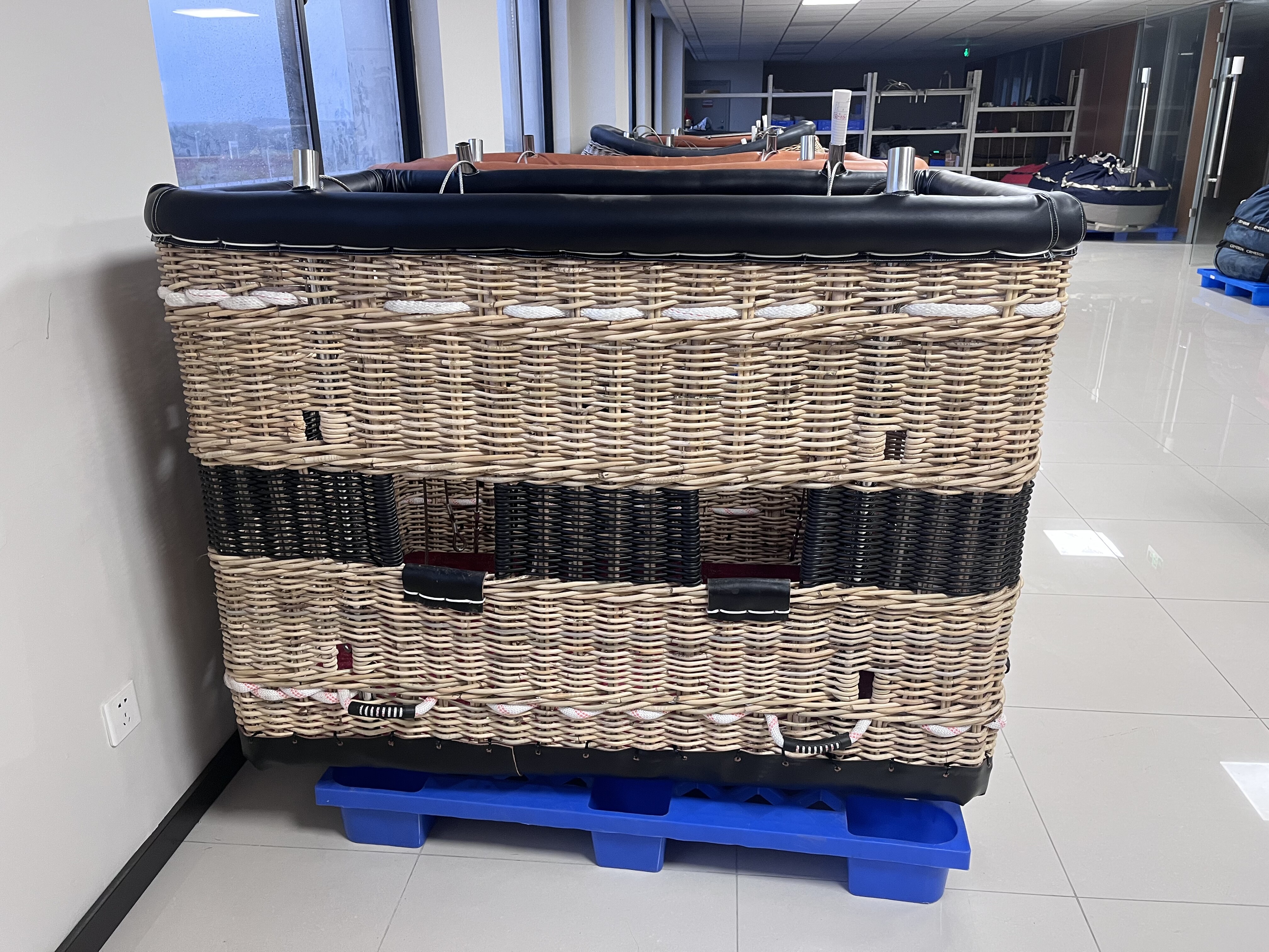 Medium Indoor Panoramic Basket