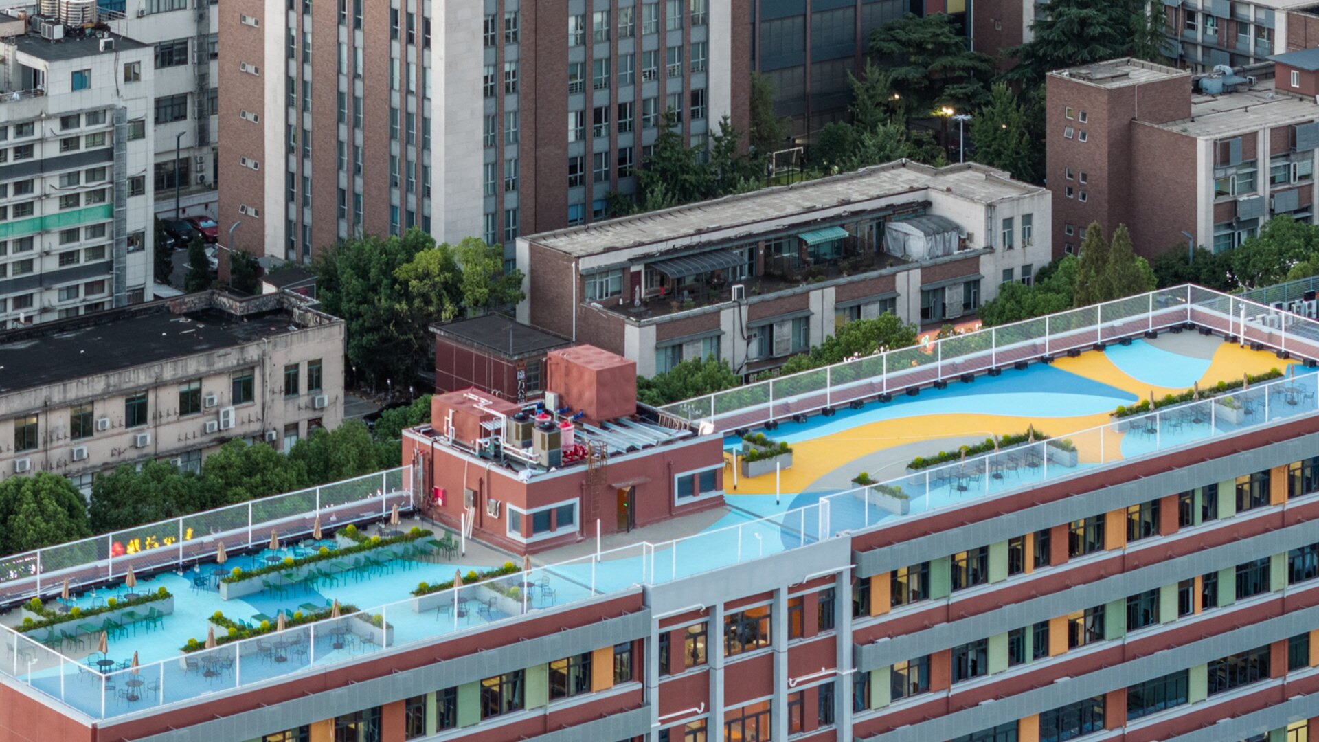 上海科学技术职业学院(文化创意产业基地) - 实景3