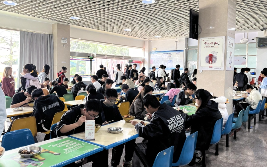 深耕校园餐饮服务 守护师生舌尖幸福——云南云尚优品中标运营玉溪师范学院食堂项目获佳绩