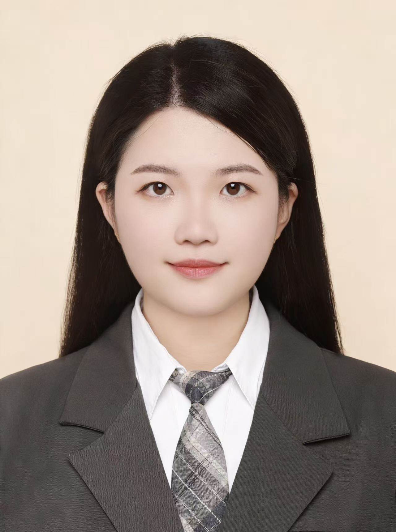 黄丽敏