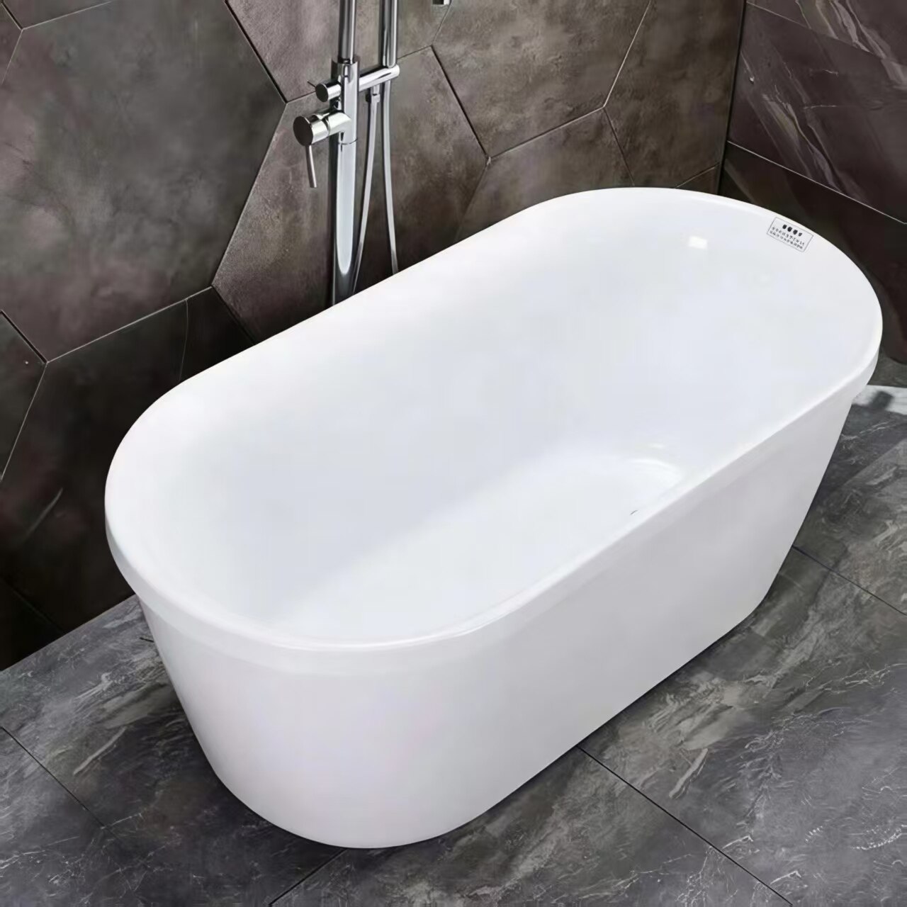 Round Acrylic Bathtub