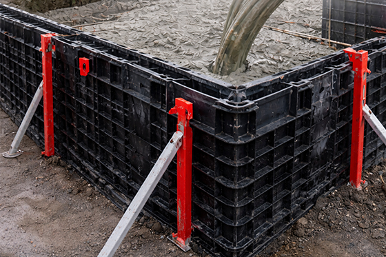 Is Plastic Formwork Strong Enough for Concrete Pressure?