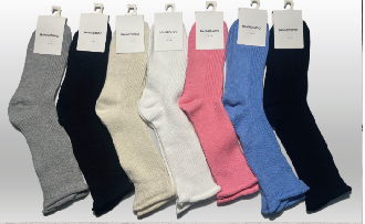 Plain-Color Chunky-Knit Style