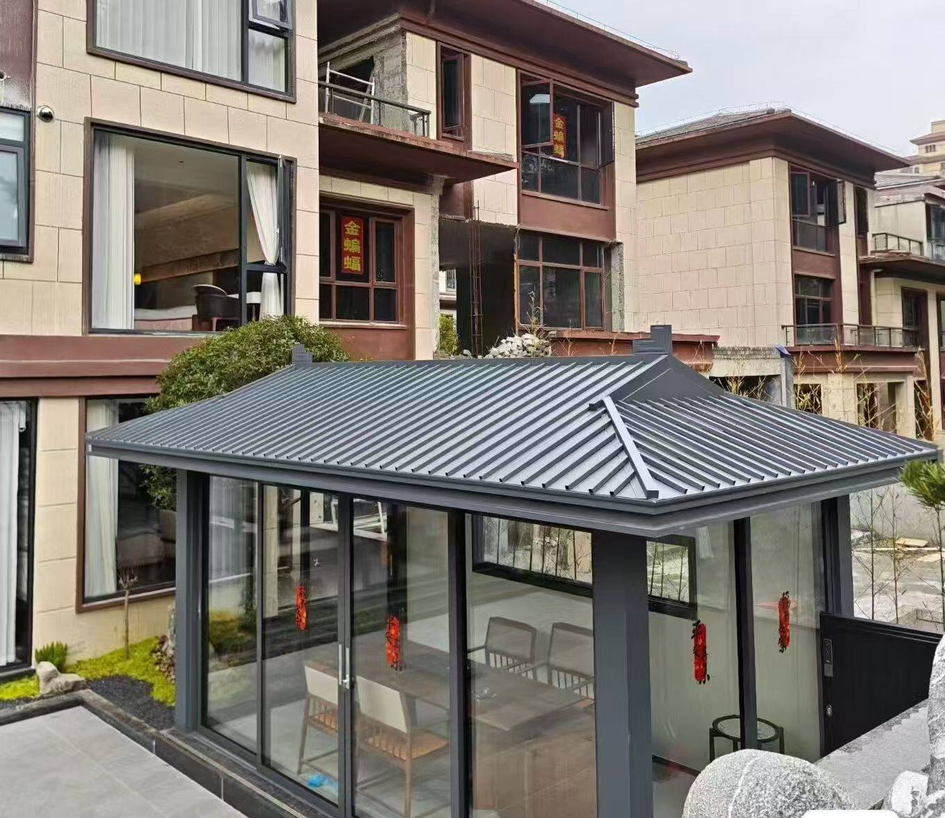 阳光房墙面装饰工程