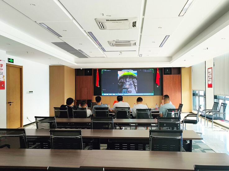Welcome the Ph.D. team from Wuhan University of Technology to visit and exchange with Shilong Technology
