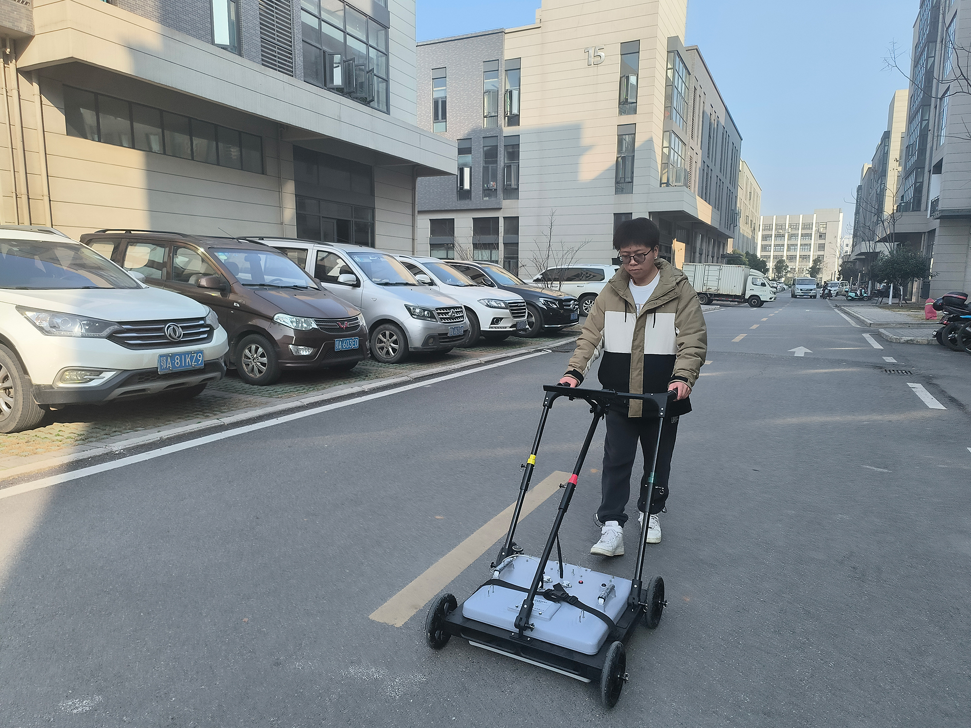 Multi-frequency 3D Ground Penetrating Radar SL-MGPR Figure 2