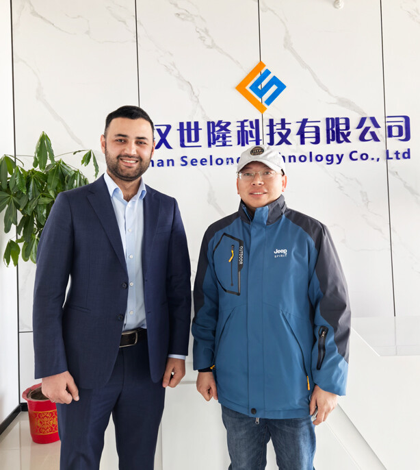 Welcome to our company for inspection and exchange, distinguished guests from Tajikistan!