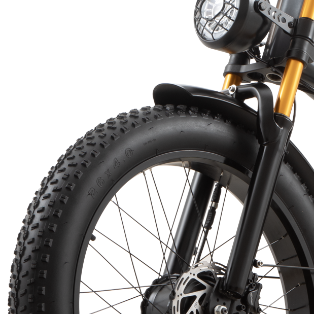 Wide Tubeless Tires