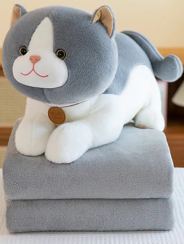 Lying Cat Plush Blanket