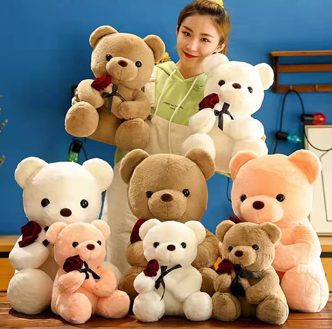 Sitting Rose Bear