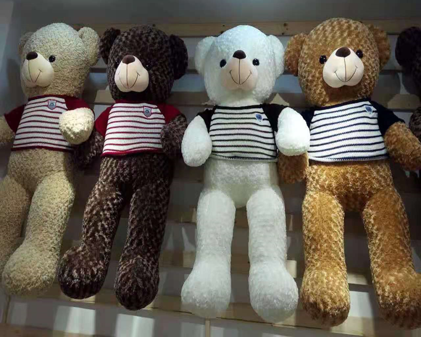 Rose Sweater Bear