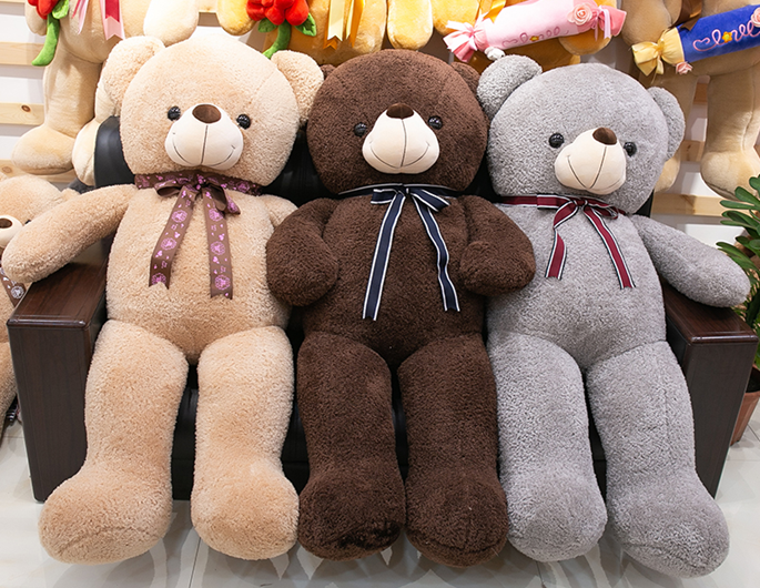 Curly Ribbon Bear