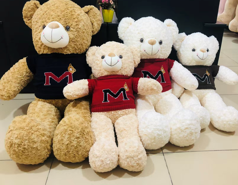 M Sweater Bear