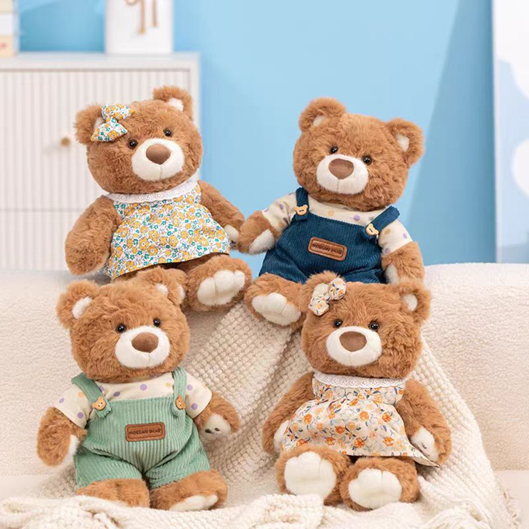 Couple Teddy Bears