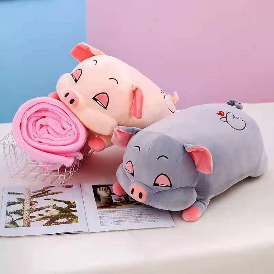 Eyelid Pig Plush Toy Blanket