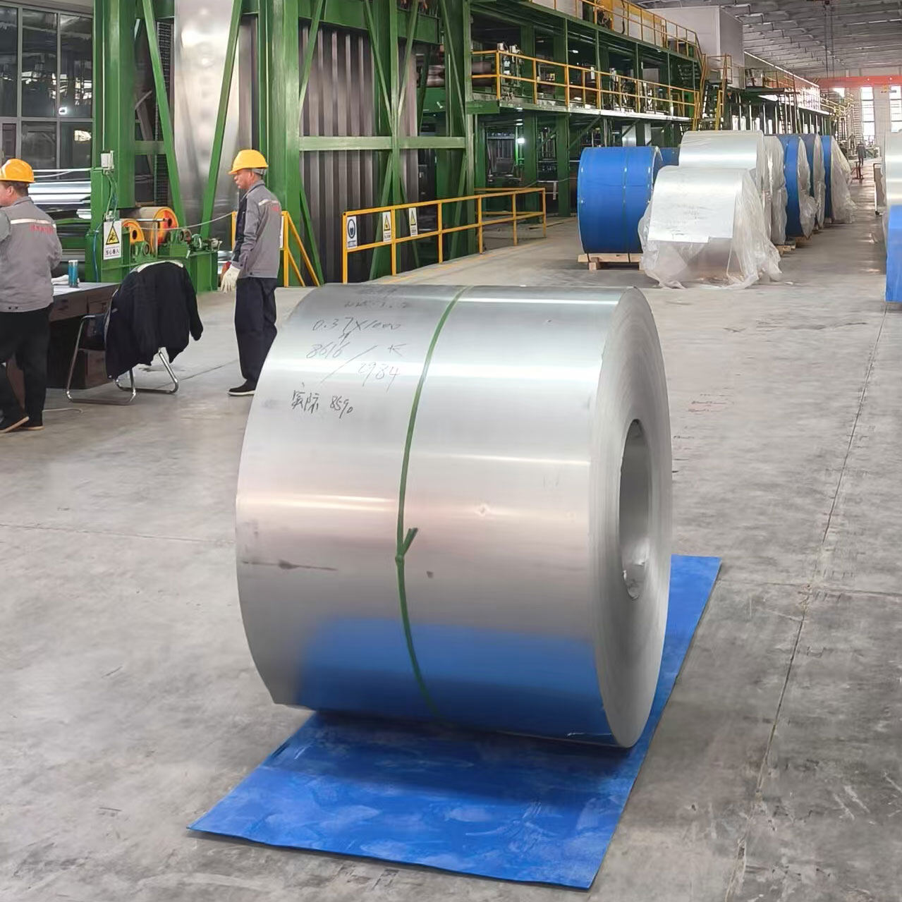 Production Workshop - Real-World View of Huahui New Materials Aluminum Plate Processing Equipment and Powder Coating Line